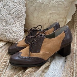 Vintage '30s '40s Style Oxford Heels (Repro)